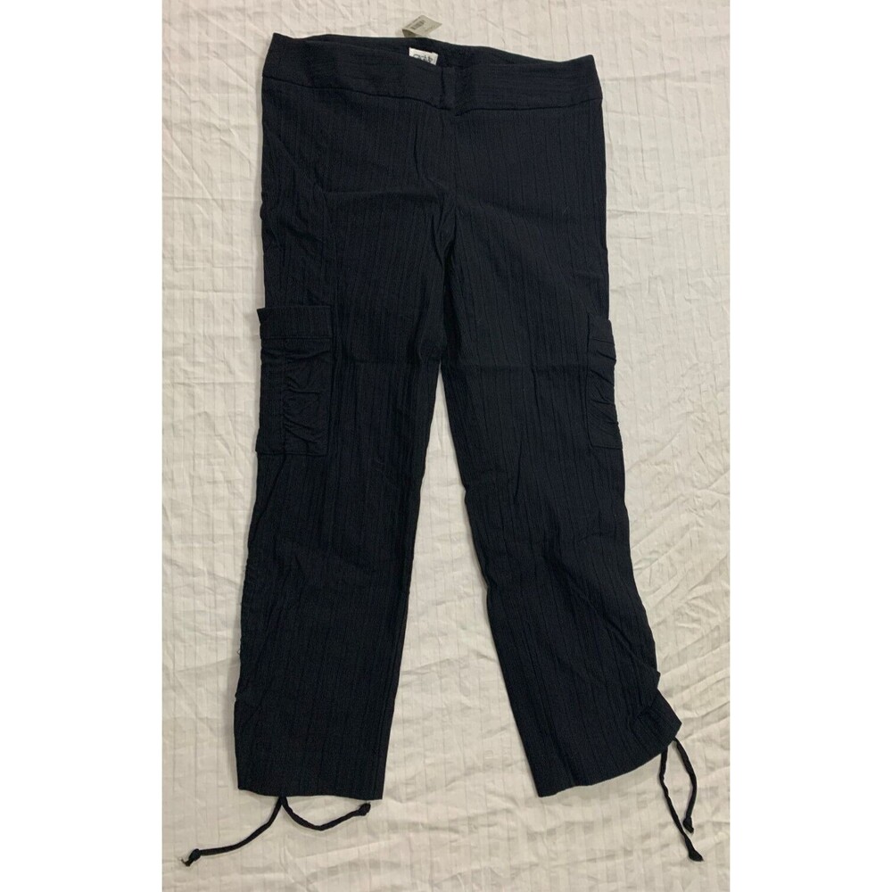 NWT CACHE WOMENS CARGO CAPRIS PANTS SIZE 4